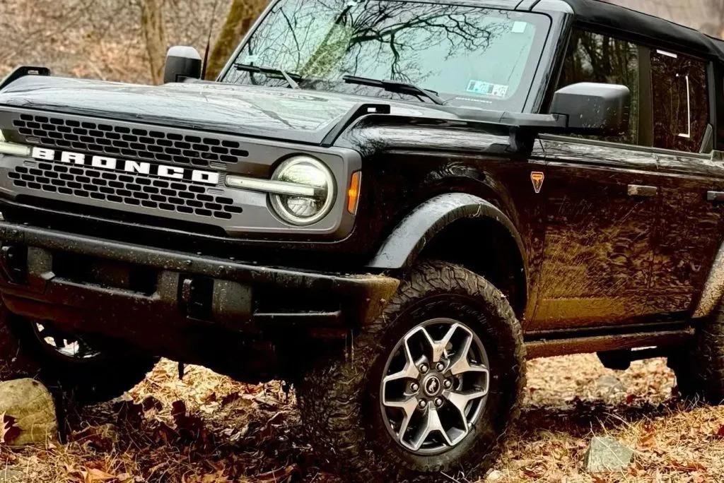 ford bronco 4-door 2024 1FMEE9BP3RLA14987 image ford bronco 4-door 2024 1FMEE9BP3RLA14987 image